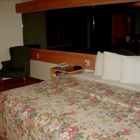 Western Skies Inn & Suites Los Lunas Екстериор снимка