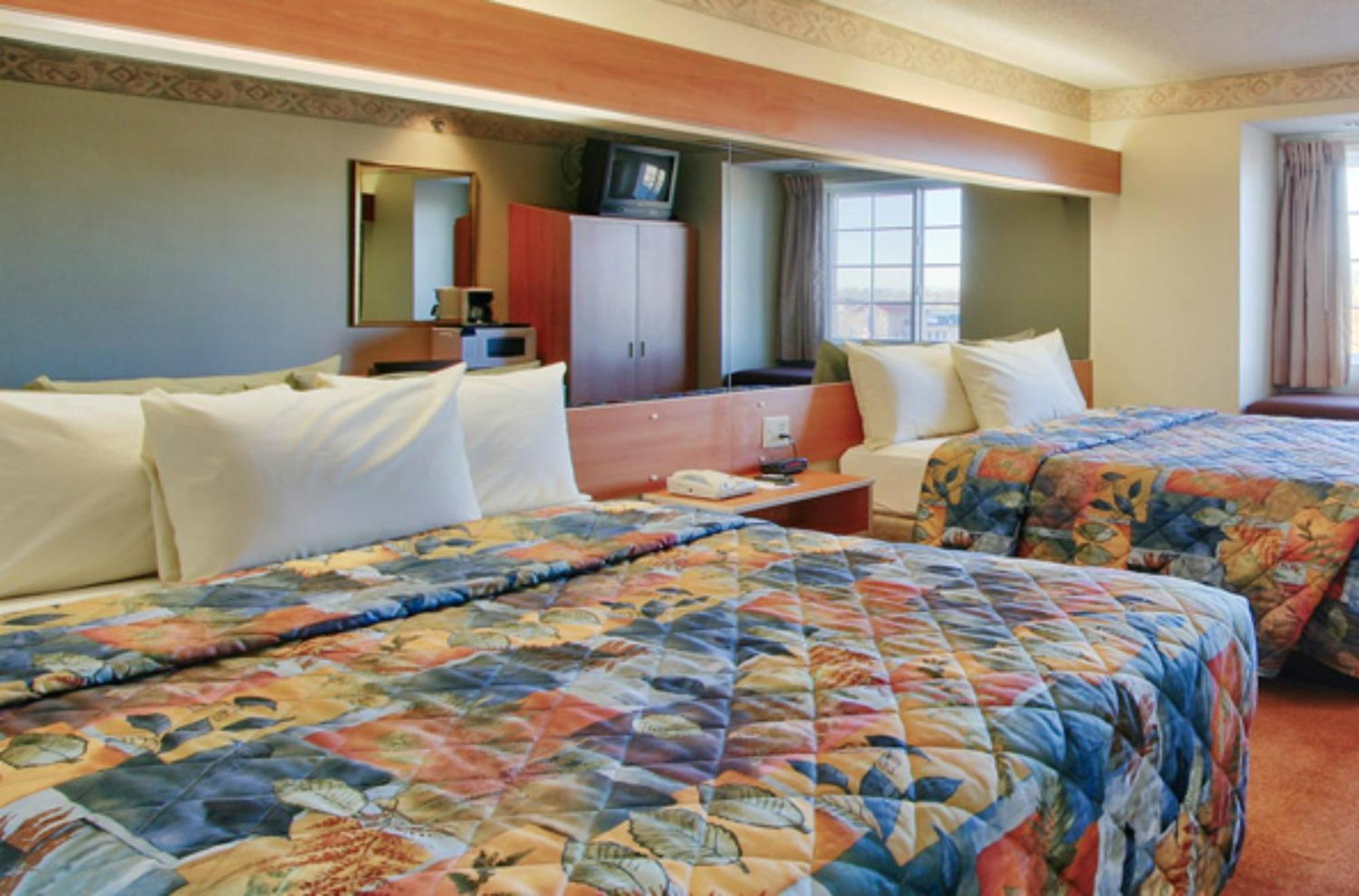 Western Skies Inn & Suites Los Lunas Екстериор снимка
