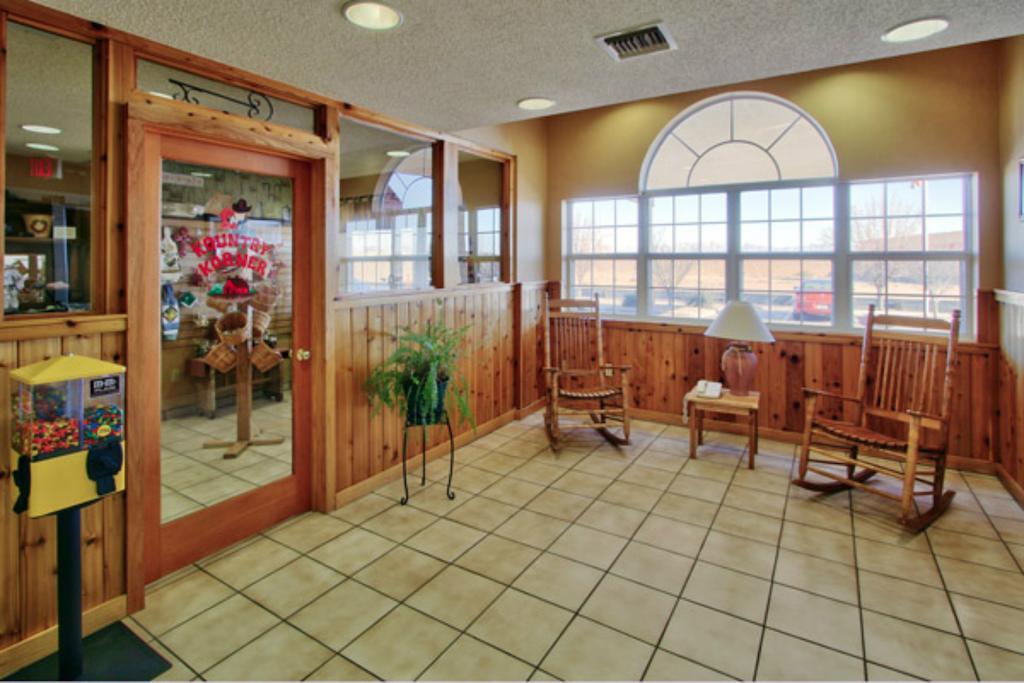 Western Skies Inn & Suites Los Lunas Екстериор снимка